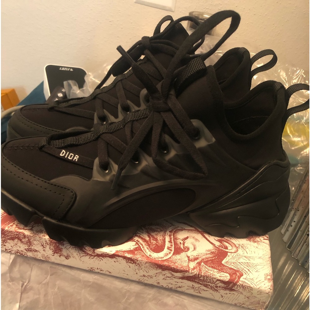 Dior sneakers